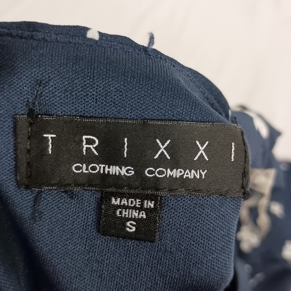 2/$30 TRIXXI Y2K Floral Navy Blue Dress with Belt (#102) - Picture 2 of 11